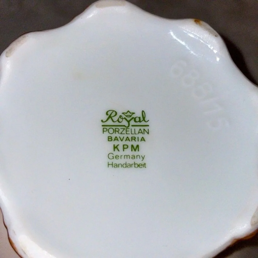 Royal Porzellan Bavaria KPM Hand Thrown Covered Bowl Vintage Made in Germany - Picture 11 of 13